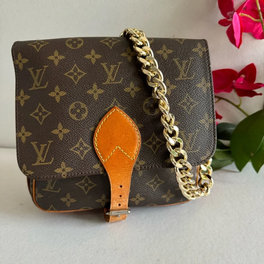 ❤️⚜️ Louis Vuitton Monogram Cartouchiere MM ⚜️❤️